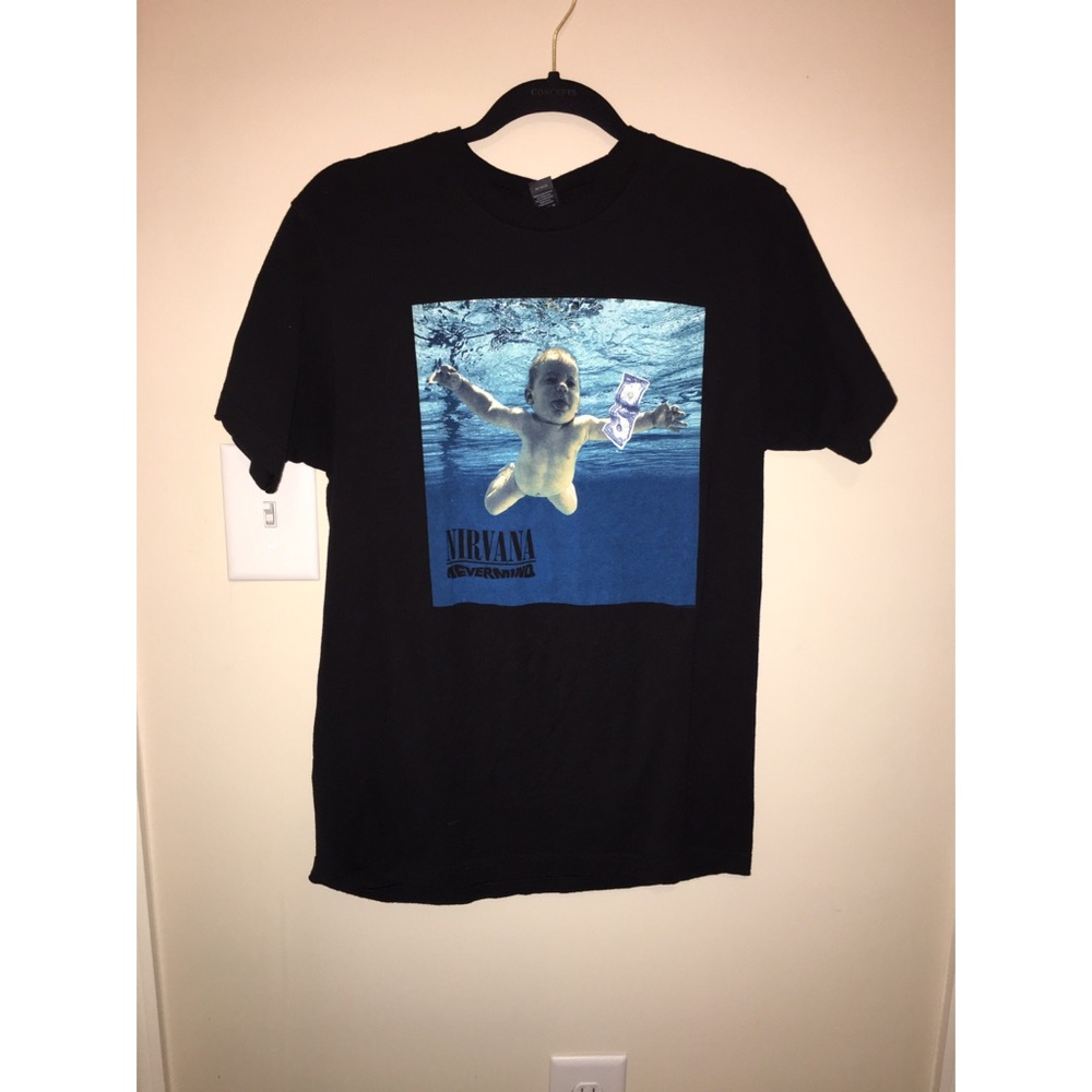 Men’s nirvana shirt